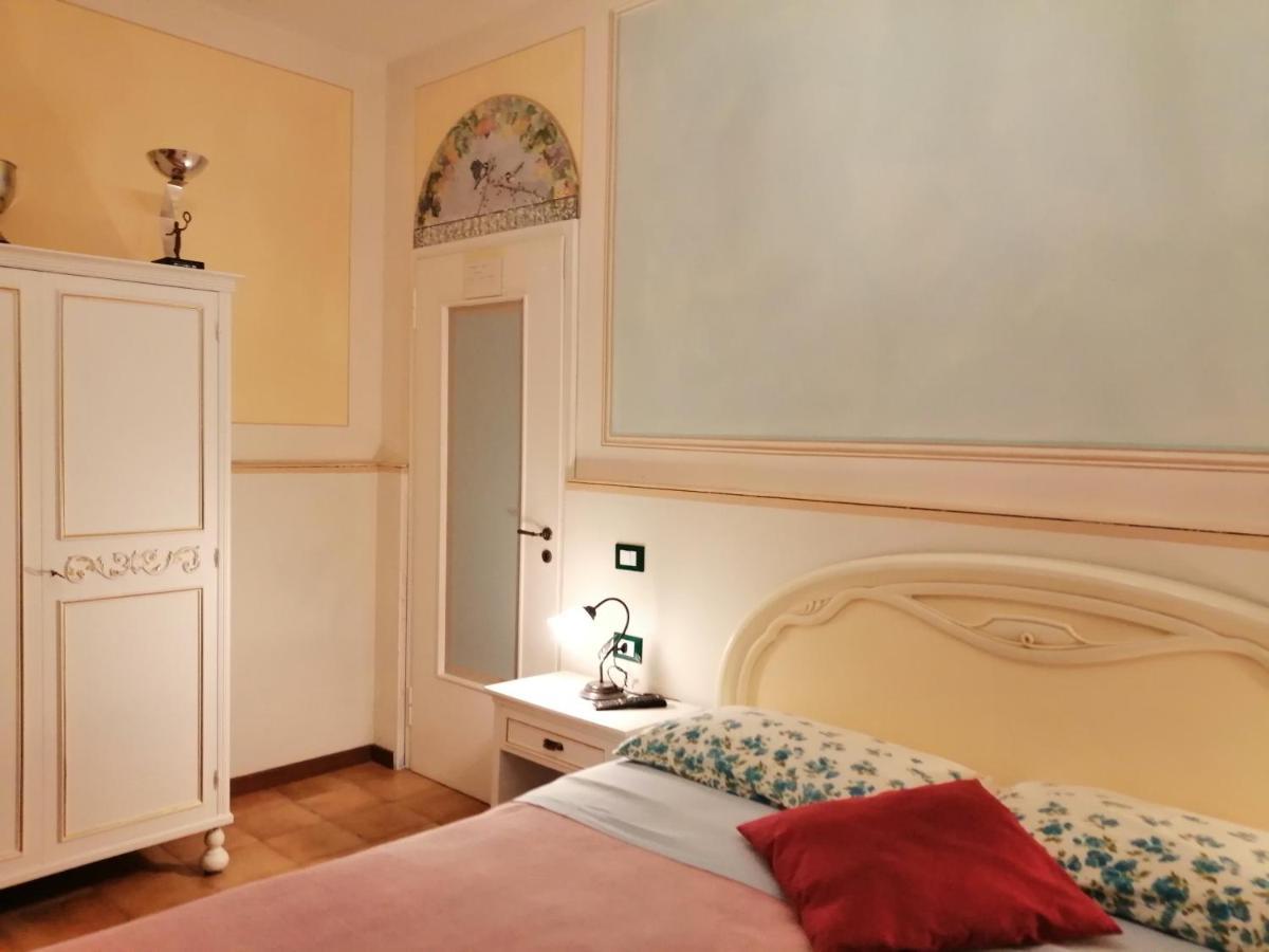 B&B San Nicola Serramazzoni Exterior foto