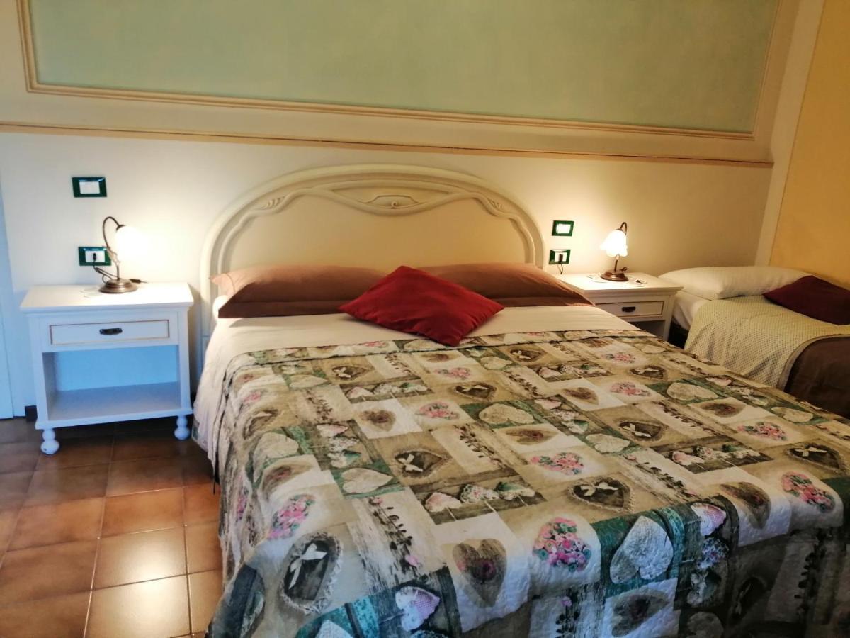 B&B San Nicola Serramazzoni Exterior foto