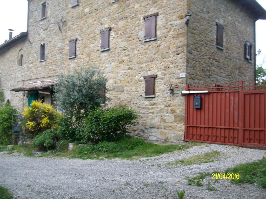 B&B San Nicola Serramazzoni Exterior foto