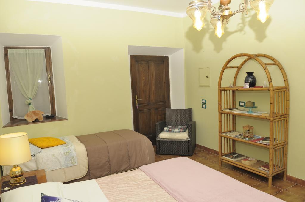 B&B San Nicola Serramazzoni Exterior foto