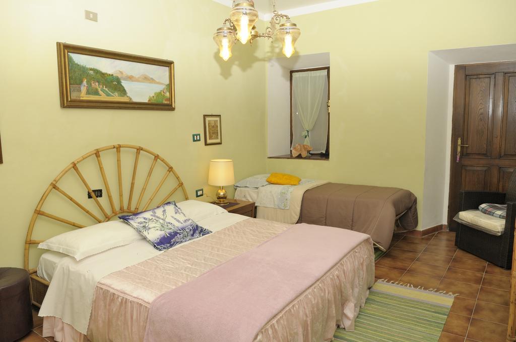B&B San Nicola Serramazzoni Exterior foto